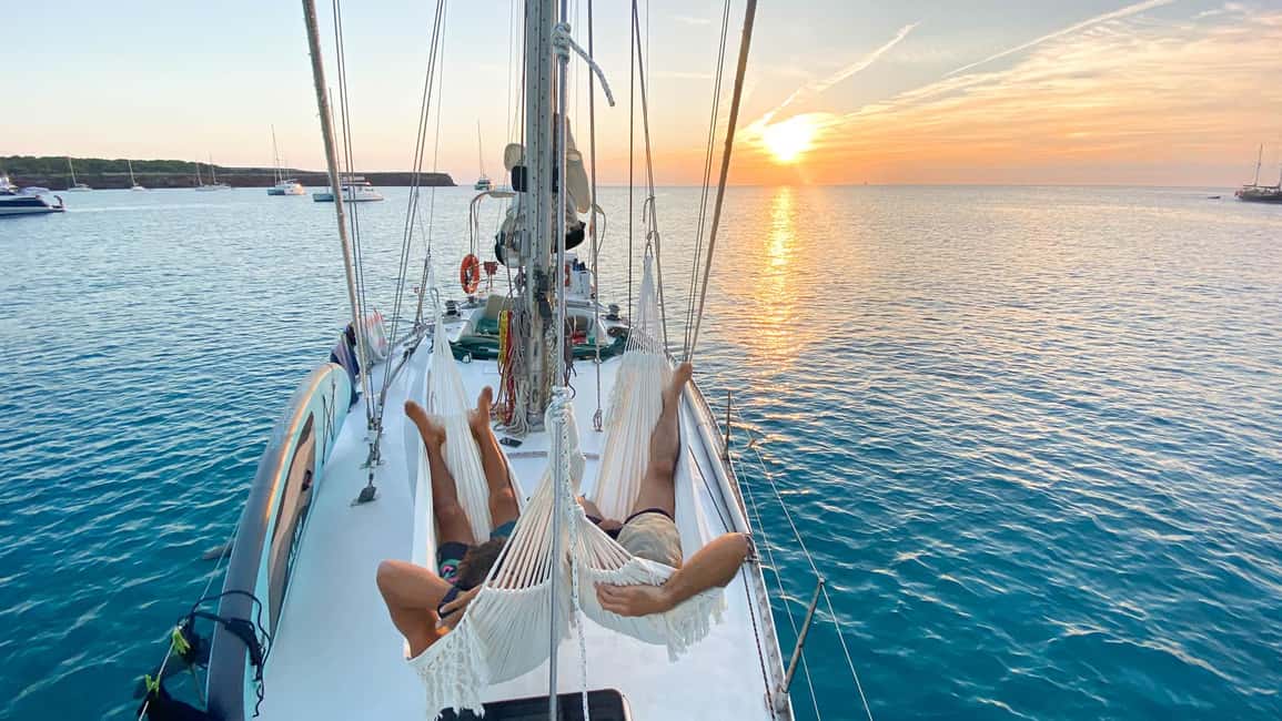 image n.21 of Palma: Private Half-Day Sailing Trip with Tapas & Drinks activity in Palma de Mallorca, uploaded by supplier