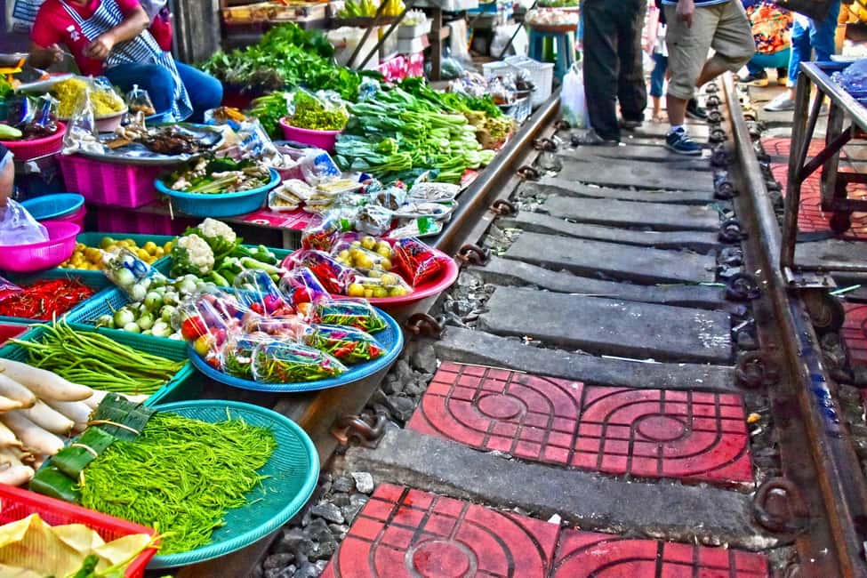 image n.28 of Bangkok: Floating Market and Train Market Experience activity in Pattaya, uploaded by supplier