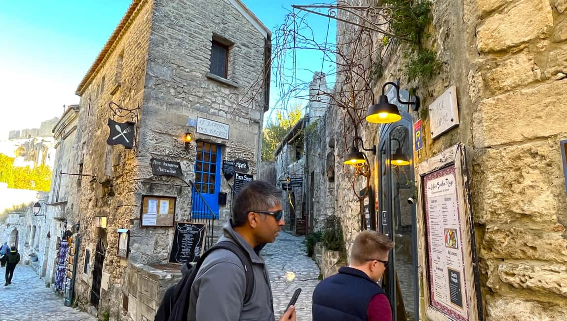 imagem n.5 de De Avignon: Arles, Les Baux-de-Provence e Saint-Rémy Tour atividade em Arles, carregada pelo fornecedor
