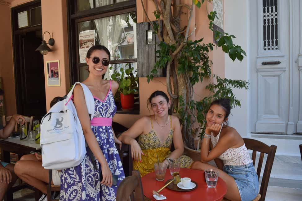 Image N°16 de Naxos : Visite culinaire dans les villages locaux activité à Apeiranthos, publiée par le prestataire