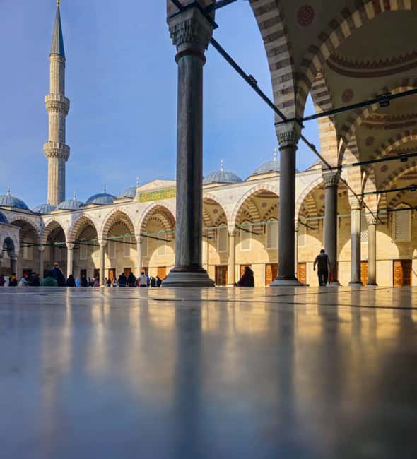 Immagine nº 9 di Tour di mezza giornata della città vecchia in compagnia di uno storico dell'arte attività a Istanbul, caricata dal fornitore