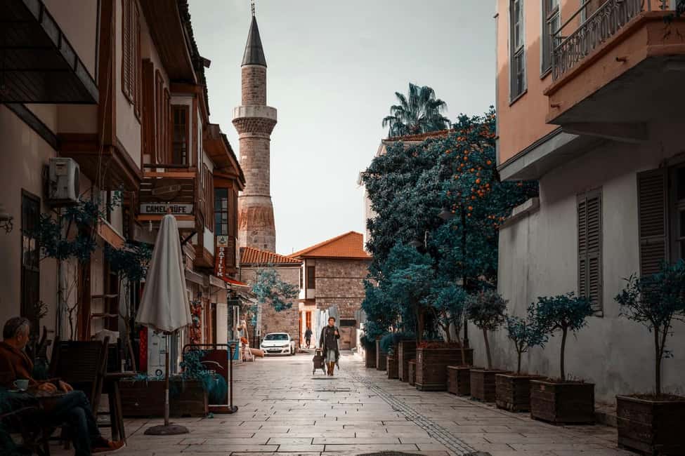 Muratpaşa içindeki Antalya: Eski Şehir Yürüyüş Turu, Türk Çayı ve Baklava Dahil etkinliğinin tedarikçi tarafından yüklenen 8 no'lu görseli