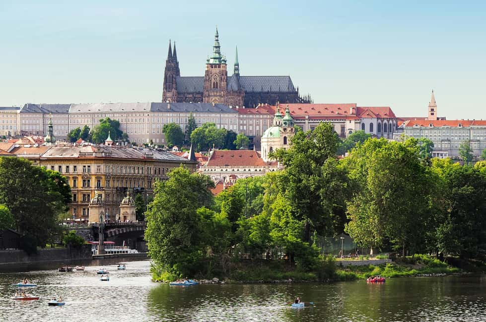 bild nr.2 av Go City Prague Pass - Toppattraktioner och hop-on hop-off-buss aktivitet i Prag, uppladdad av arrangören