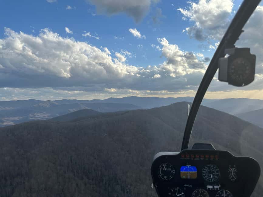 image n.3 of Sevierville: Smoky Mountain Helicopter Tour activity in Tennessee, uploaded by supplier