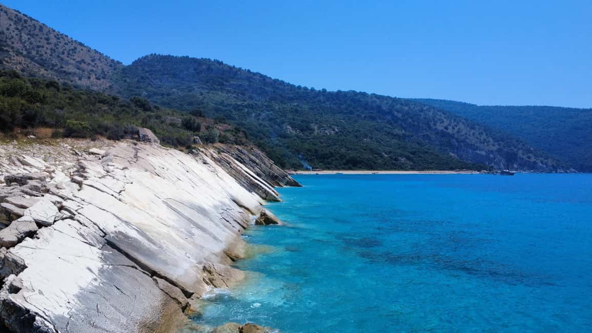 billede nr.12 af aktiviteten Sarande: Bådtur til den skjulte grotte, Gremina, Kakome og Krorez i Sarandë, uploadet af udbyder