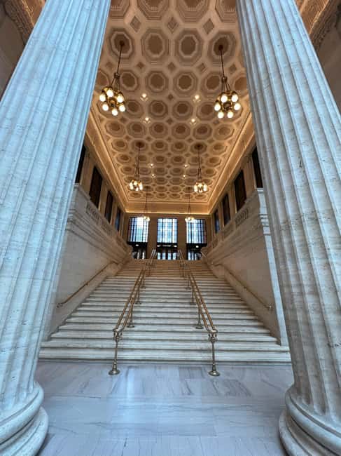 imagen n.º 3 de Chicago: Secret Interiors Architecture Walking Tour actividad en Chicago, subida por el proveedor