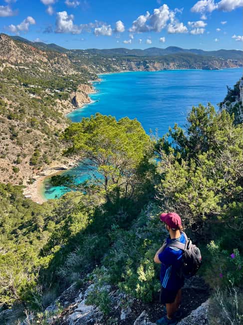 Image N°8 de Ibiza : Excursion en bateau, safari en 4x4 et randonnée au coucher du soleil à Es Vedra activité à Sant Josep de sa Talaia, publiée par le prestataire