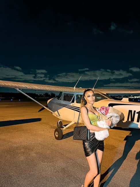 imagen n.º 13 de Miami Beach: Tour aéreo privado Night Lights - Champán gratis actividad en Miami, subida por el proveedor