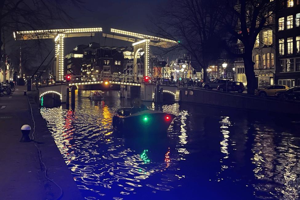 afbeelding n.4 van Amsterdam Light Festival begeleide fietstour activiteit in Amsterdam, geüpload door aanbieder