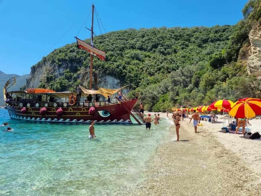 afbeelding n.10 van Nydri: zeilen door de geschiedenis. Dagelijkse cruise met strandbarbecue activiteit in West-Griekenland, geüpload door aanbieder