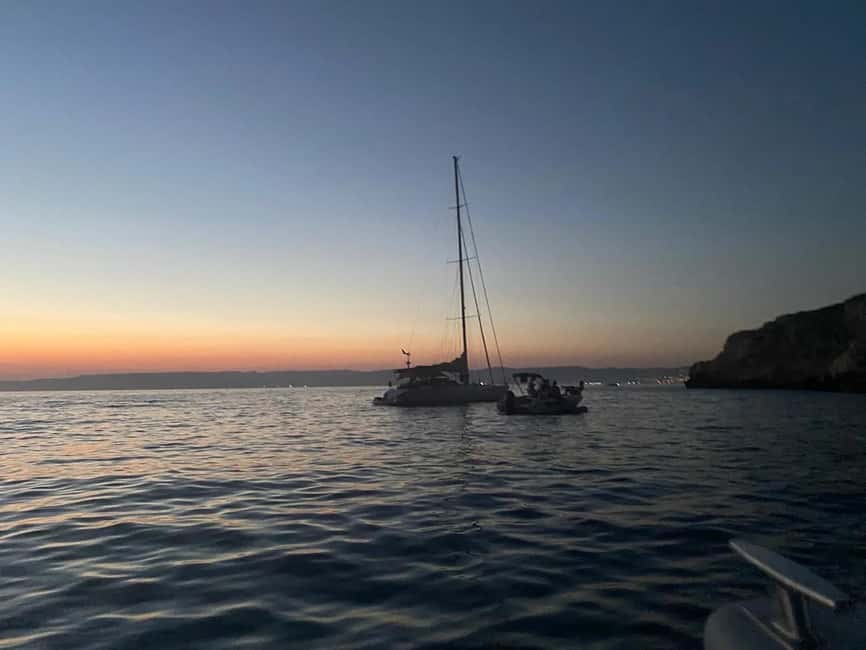 imagen n.º 5 de Marsella: Puesta de Sol en Scooter Submarina y Cena en Barco actividad en Marsella, subida por el proveedor