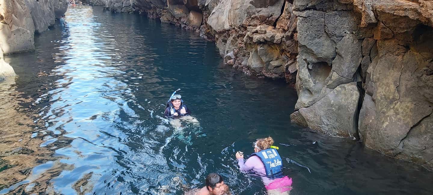 image n.2 of Half Day Bay Tour in Santa Cruz Island activity in Puerto Ayora, uploaded by supplier