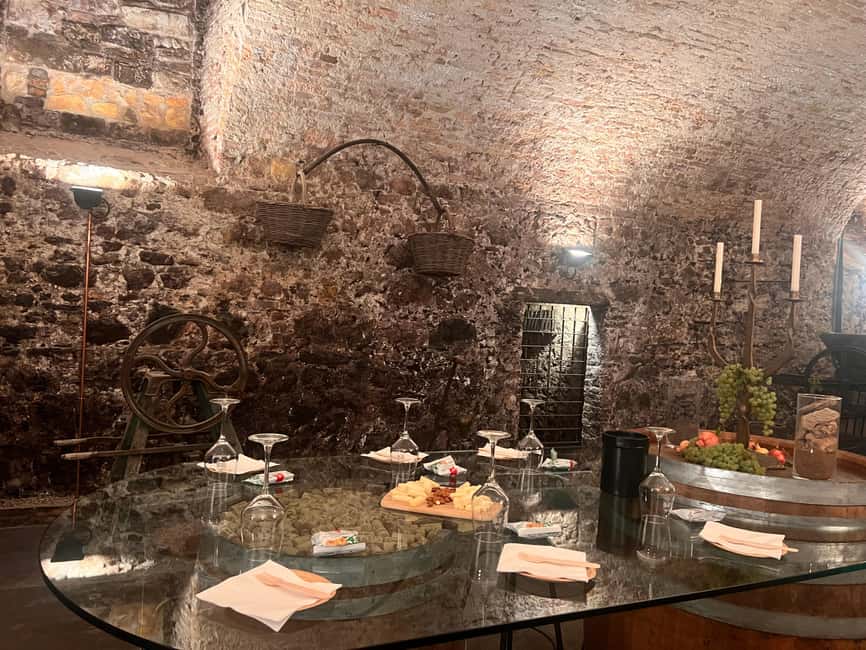 Immagine nº 57 di Il tour completo dell'Amarone: 2 cantine, pranzo e approfondimento sull'Amarone attività a Verona, caricata dal fornitore