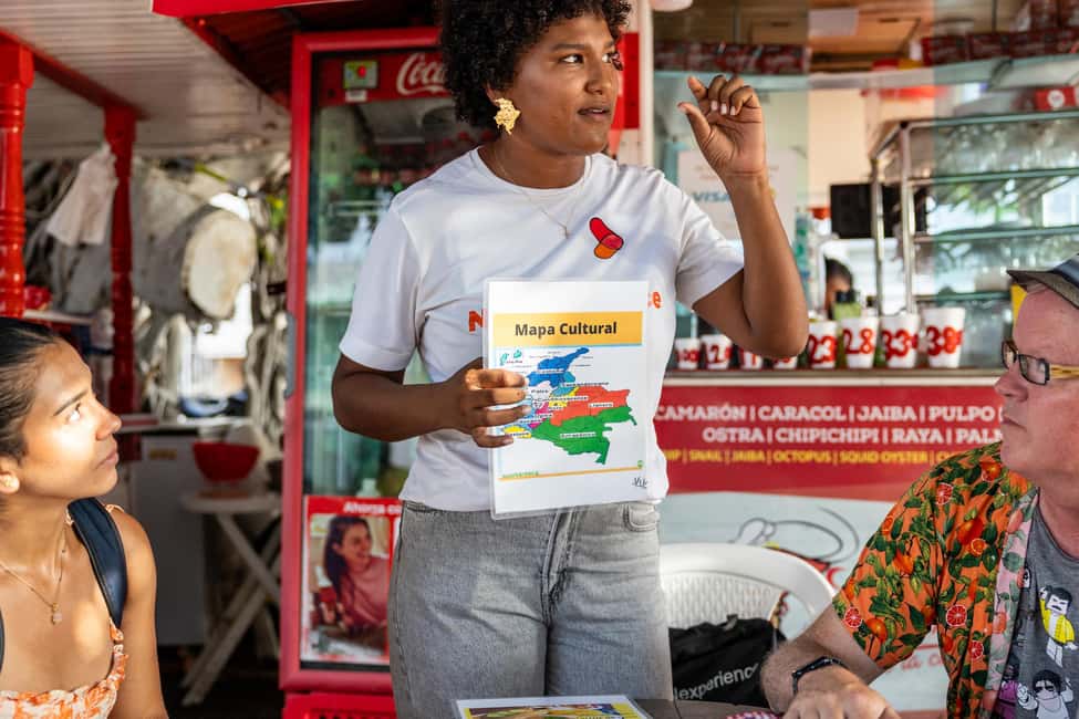 imagem n.5 de Cartagena: Tour guiado de comida de rua com degustações atividade em Cartagena, carregada pelo fornecedor