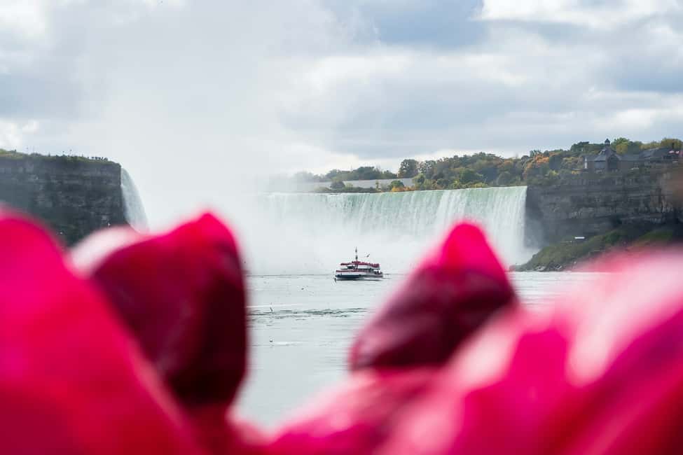 image n.11 of Toronto: Falls Day Tour with Boat Cruise & Niagara-the-Lake activity in Niagara Falls, Ontario, uploaded by supplier
