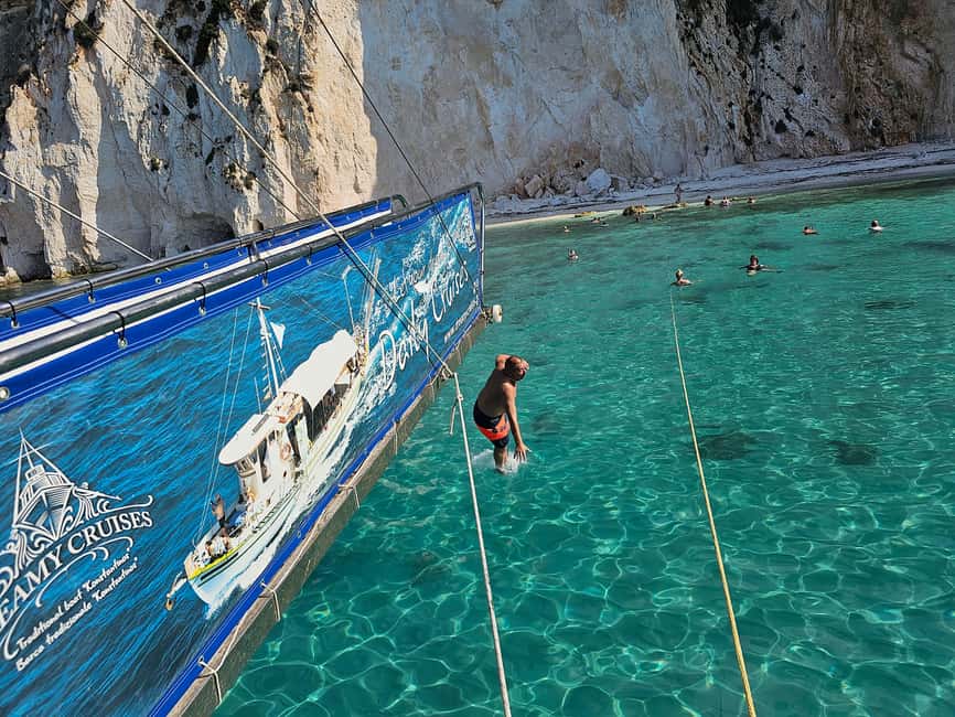image n.22 of Argostoli: Full-Day Traditional Boat Cruise with Lunch activity in Western Greece, uploaded by supplier