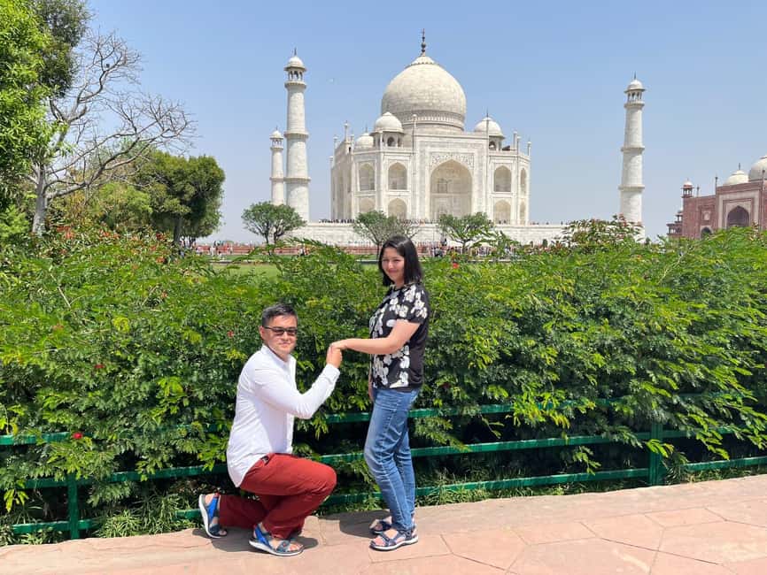 image n.17 of From Delhi: Taj Mahal Sunrise, Baby Taj & Agra Fort Day Tour activity in Agra, uploaded by supplier