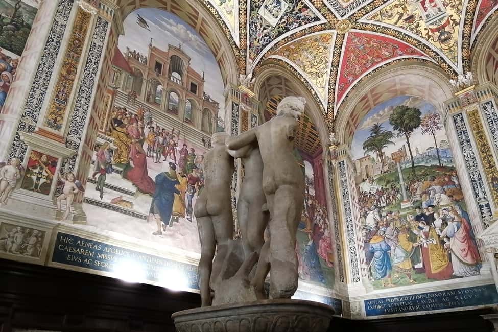Siena içindeki Siena Yürüyüş Turu ve Skip-the-Line Duomo Biletleri etkinliğinin tedarikçi tarafından yüklenen 4 no'lu görseli