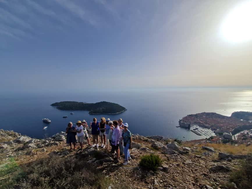 Image N°11 de Dubrovnik : Dégustation de vin au coucher du soleil à Panorama Point activité à Dubrovnik, publiée par le prestataire