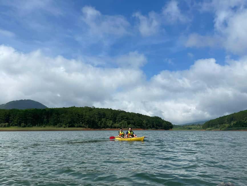 image n.15 of Da Lat: Tuyen Lam Lake Kayak or SUP Tour activity in Dalat, uploaded by supplier
