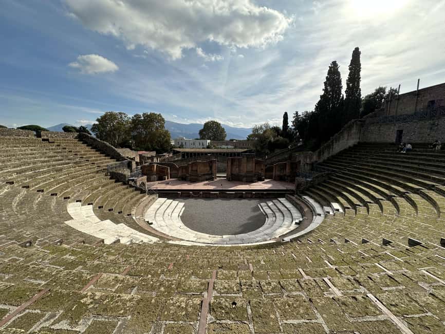 image n.17 of Pompeii VIP 3h Tour: Skip-the-line with your Archaeologist activity in Pompei, Campania, uploaded by supplier