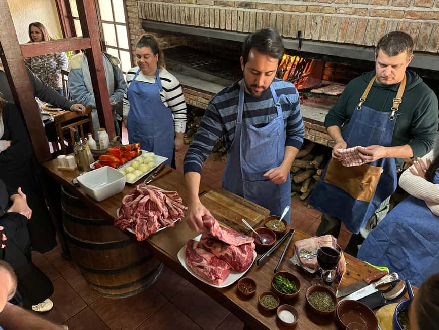 Immagine nº 1 di Scopri come preparare l'autentico asado uruguaiano attività a Dipartimento di Montevideo, caricata dal fornitore