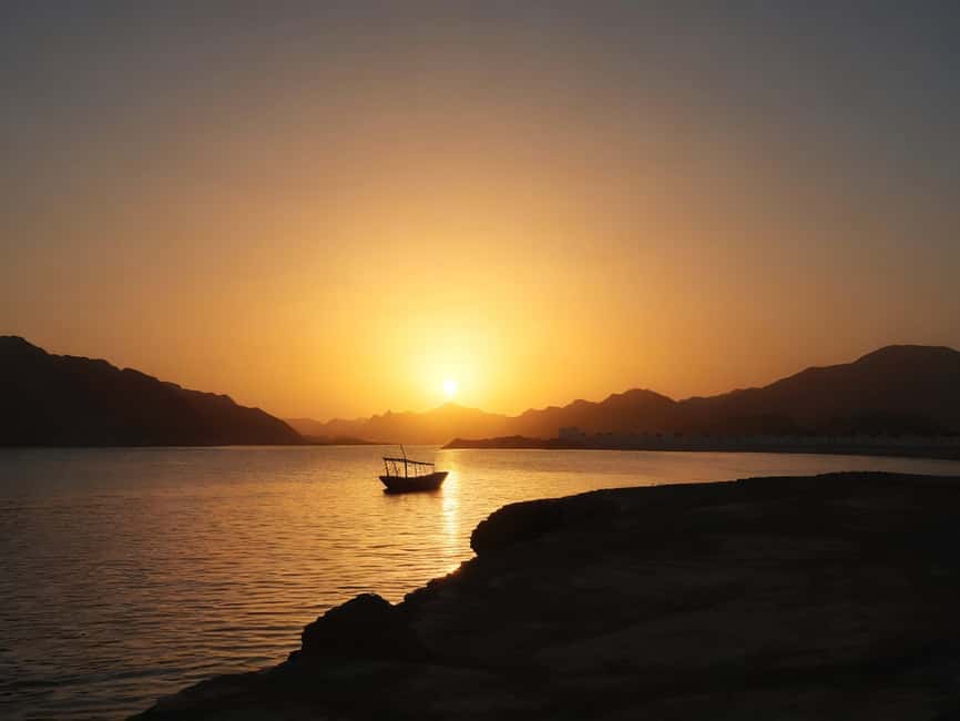 Immagine nº 12 di Muscat: Tour di snorkeling delle isole Daymaniat con rinfresco attività a Oman, caricata dal fornitore