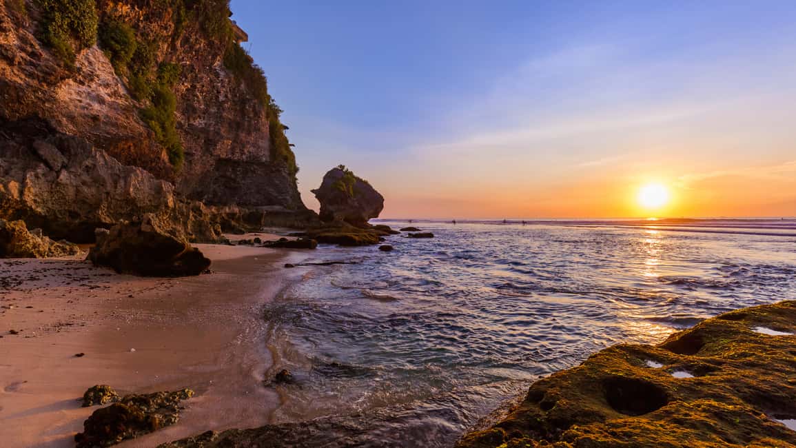 image n.5 of Bali: Parasailing, Jet Ski & Uluwatu Tour with Kecak Dance activity in Bali, uploaded by supplier