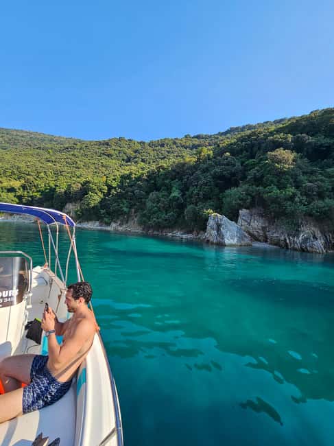 image n.12 of Sarandë: Boat Tour to Kroreza with Snorkelling and Umbrella activity in Sarandë, uploaded by supplier