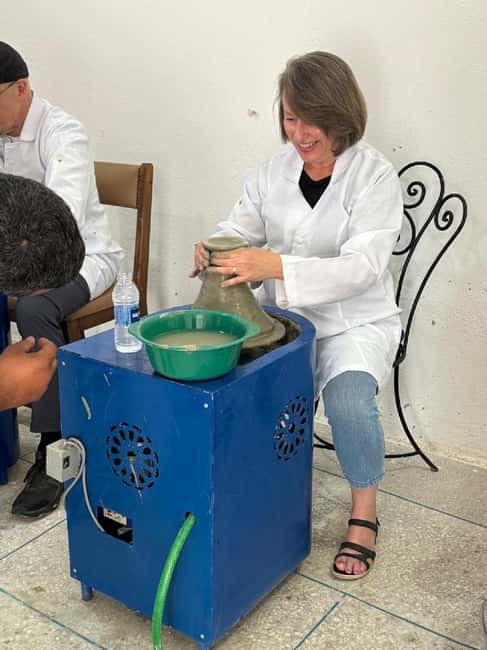 Image N°5 de Artisan d'un jour : Atelier de poterie et de zellige à Fès activité à Fès, publiée par le prestataire