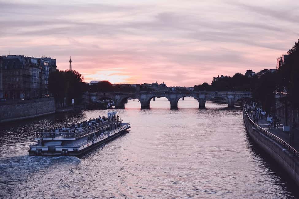 Image N°2 de Île de la Cité : une visite privée des monuments les plus célèbres de Paris activité à Paris, publiée par le prestataire