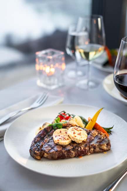image n.15 of Niagara Falls, Canada: Dining Experience at The Watermark activity in Niagara Falls, Ontario, uploaded by supplier