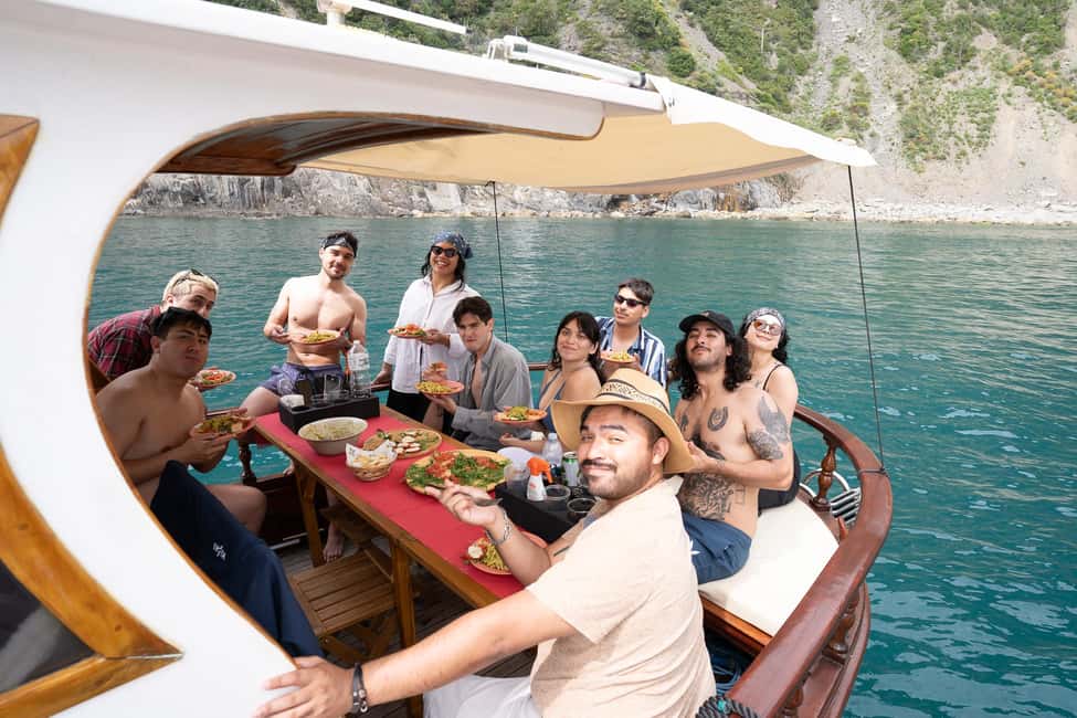 image n.14 of From La Spezia: Cinque Terre Boat Tour with Lunch and Wine activity in Liguria, uploaded by supplier