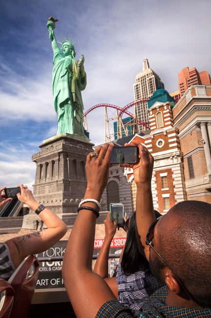 imagem n.9 de Las Vegas: Tour de ônibus hop-on hop-off Sightseeing Tour de ônibus hop-on hop-off em autocarro aberto atividade em Las Vegas, carregada pelo fornecedor