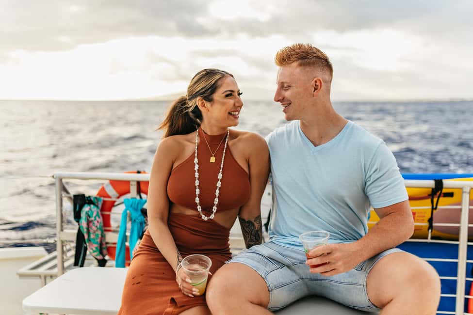 image n.15 of Oahu: Waikiki Sunset Catamaran Cocktail Cruise activity in Honolulu, uploaded by supplier
