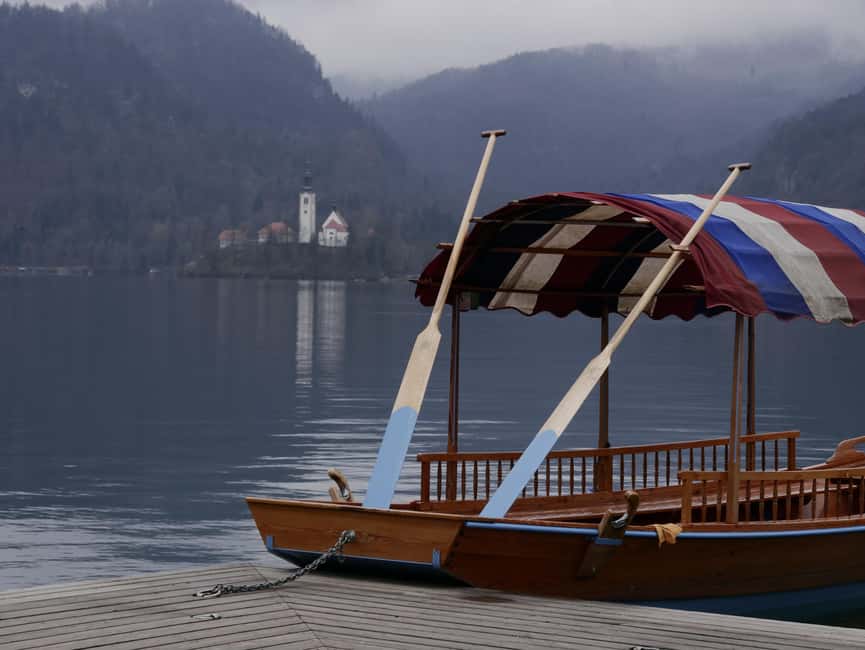 Immagine nº 4 di Da Zagabria: Grotte di Postumia, Lago di Bled e Lubiana - Privato attività a Bled, caricata dal fornitore