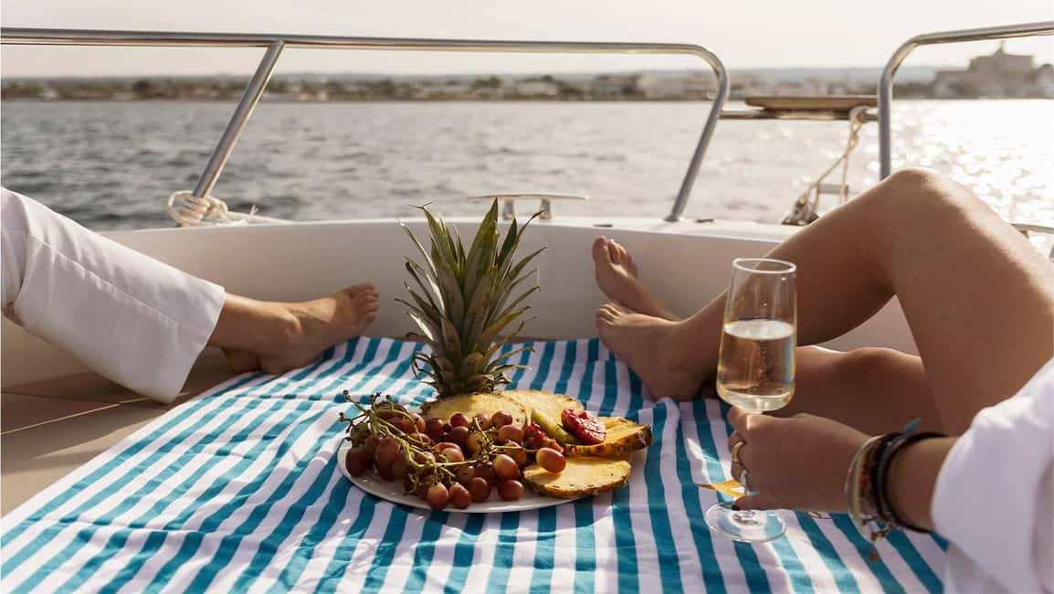 image n.5 of Polignano a Mare by Boat: Sea Caves & Apulian Aperitif activity in Polignano a Mare, uploaded by supplier