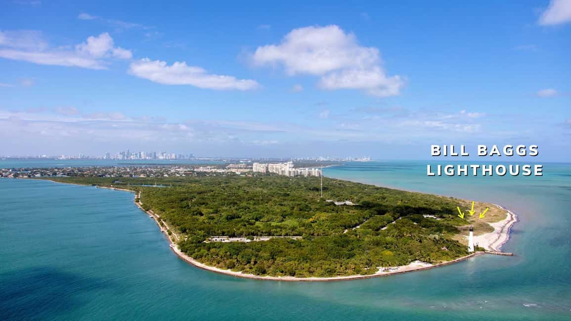 imagen n.º 27 de Miami Beach: Vuelo romántico privado al atardecer con champán actividad en Miami, subida por el proveedor