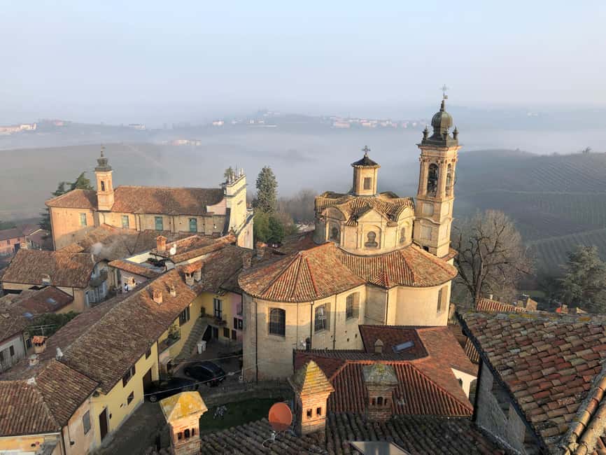 image n.2 of Neive: walking tour activity in Neive, uploaded by supplier
