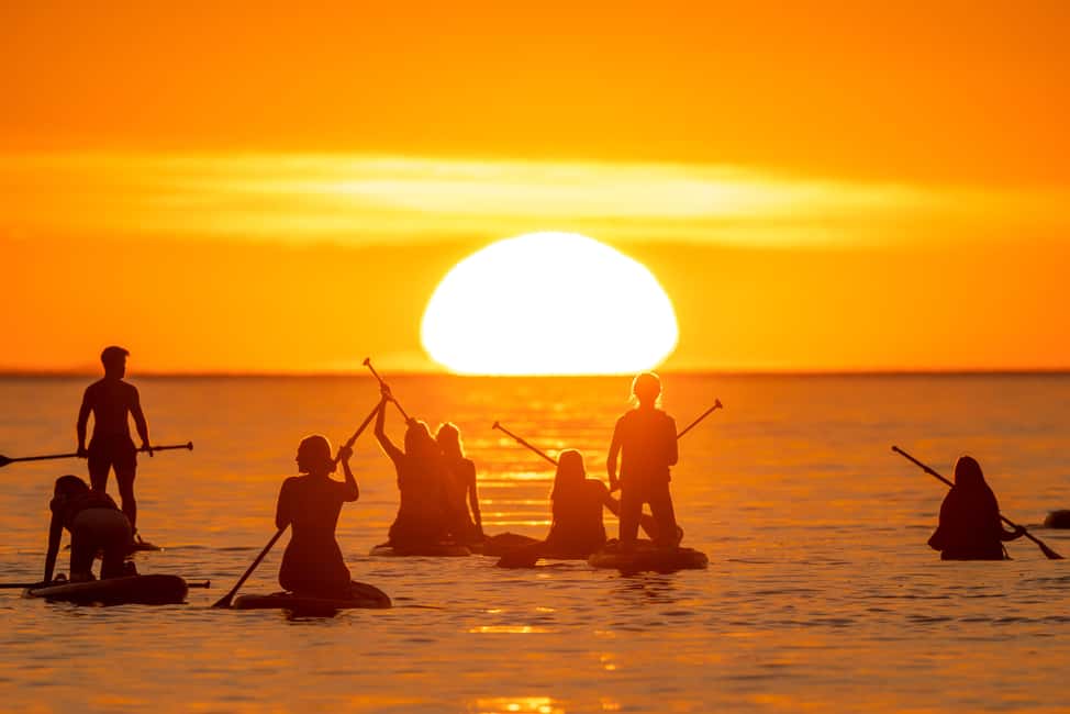 imagem n.8 de Barcelona: Paddleboarding ao nascer do sol com instrutor e fotos atividade em Barcelona, carregada pelo fornecedor
