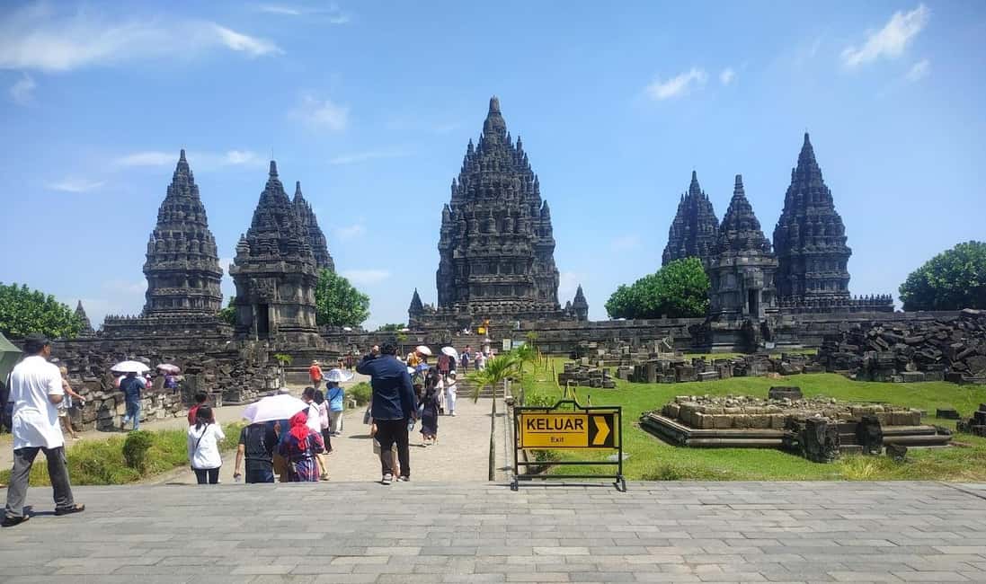 image n.2 of Prambanan Temple Afternoon Tour activity in Yogyakarta, uploaded by supplier