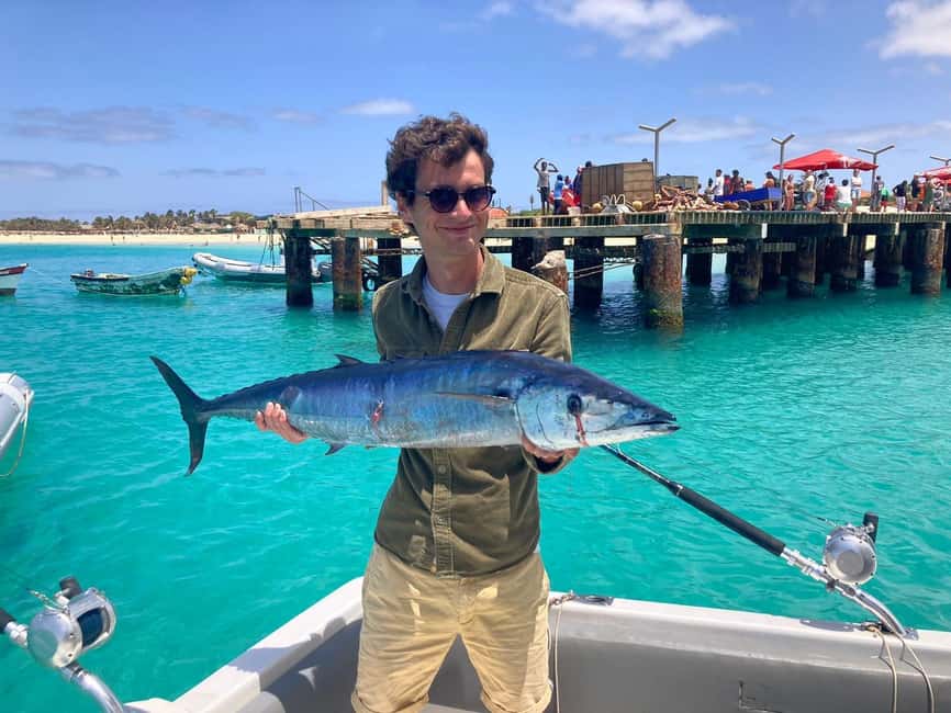 imagem n.2 de Santa Maria: Viagem de pesca ao corrico atividade em Santa Maria, Cabo Verde, carregada pelo fornecedor