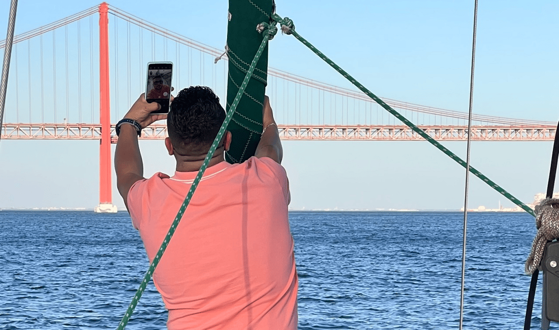 image n.6 of Lisbon: Private sailboat tours on Tagus River activity in Almada, uploaded by supplier