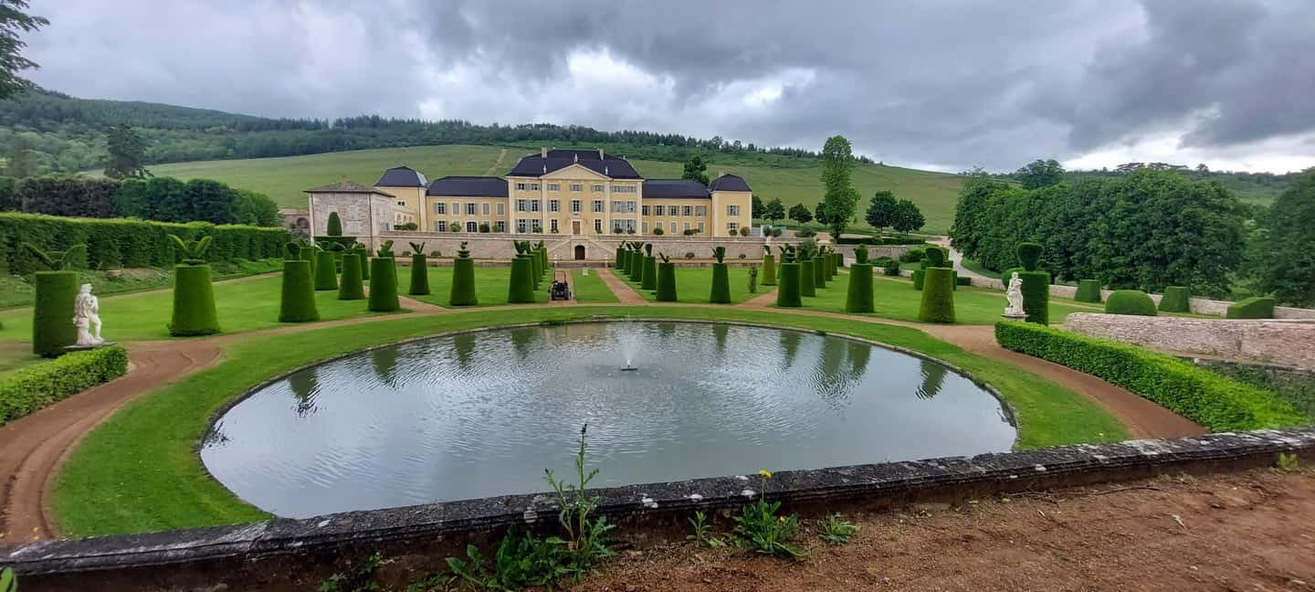 image n.12 of From Lyon : Beaujolais - Pérouges Full Day Shared Trip activity in Villefranche-sur-Saone, uploaded by supplier