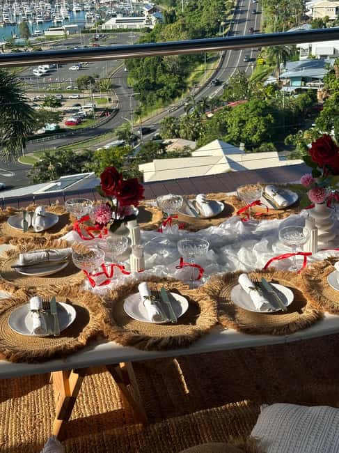 image n.6 of Airlie Beach - Luxurious pop up picnic at Headlands Park activity in Airlie Beach, uploaded by supplier