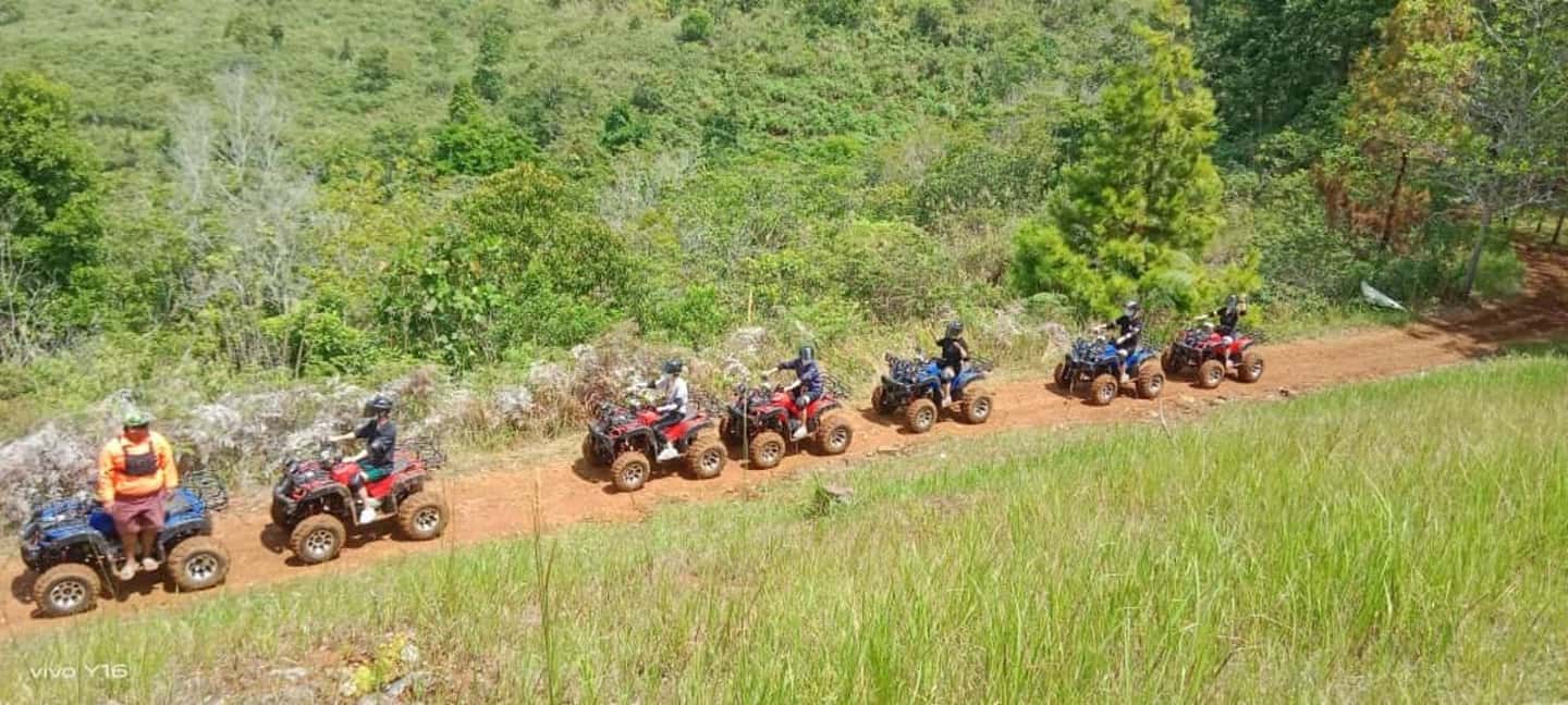 billede nr.2 af aktiviteten Kundasang: ATV-tur, besøg på malkekvægsbedrift og fælles måltider i Ranau, uploadet af udbyder