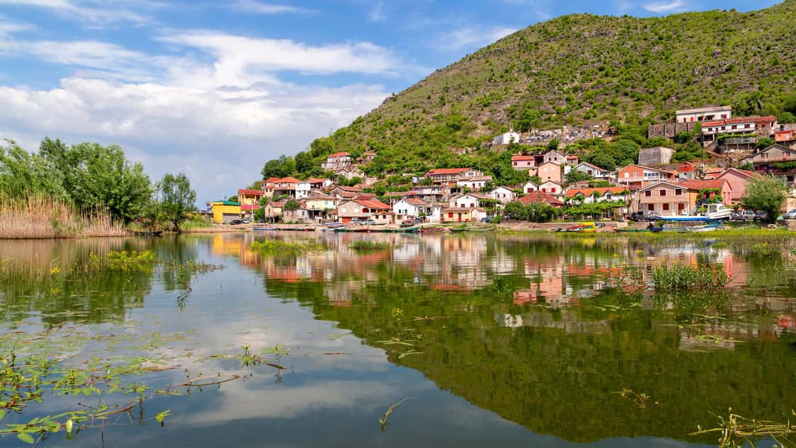 Bild Nr. 18 von Kotor: Tagestour und Bootsfahrt zum Skadar-See und Biograd Aktivität in Gusinje, hochgeladen vom Anbieter