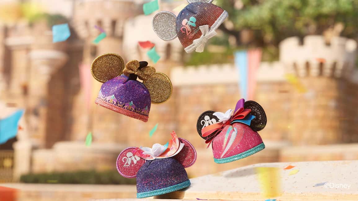 image n.11 of Hong Kong Disneyland: 20th Anniversary SouvenEAR Day Ticket activity in Lantau Island, uploaded by supplier