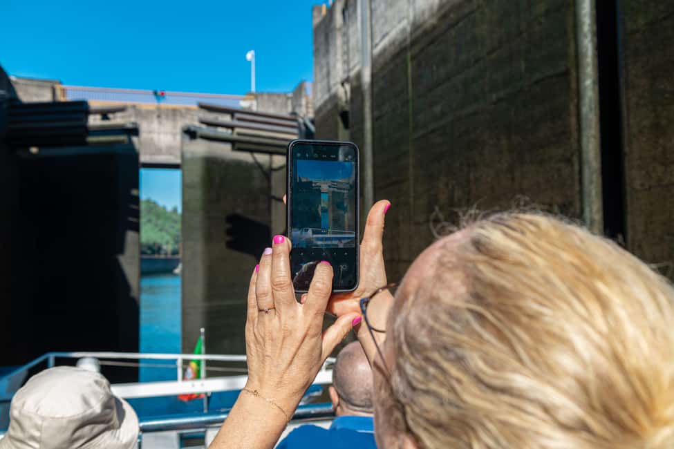 Image N°7 de De Porto : croisière sur la rivière Régua à Porto avec déjeuner à bord activité à Région Nord, Portugal, publiée par le prestataire