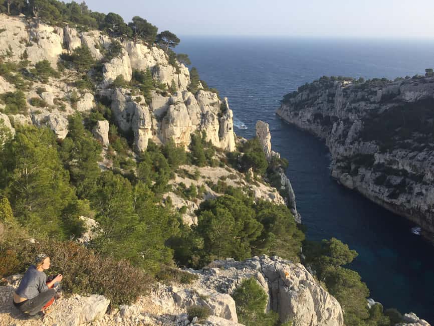 image n.41 of Marseille: Calanques National Park Guided Hike with Picnic activity in Marseille, uploaded by supplier